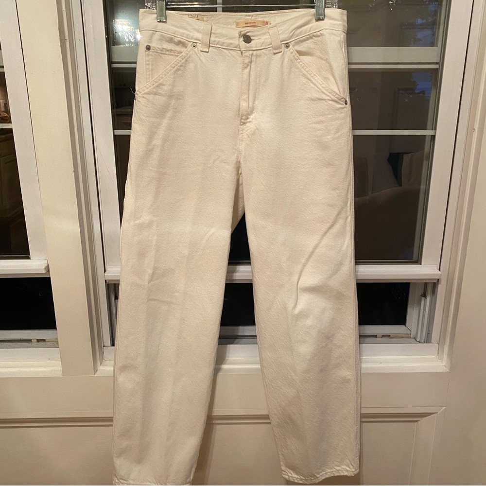 Levi's women’s Off-White Dad Utility loose fit Jeans